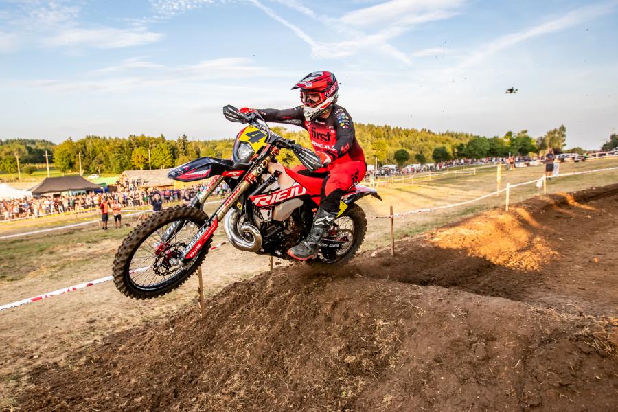 Mixed results for Loïc Larrieu in the French Championship 