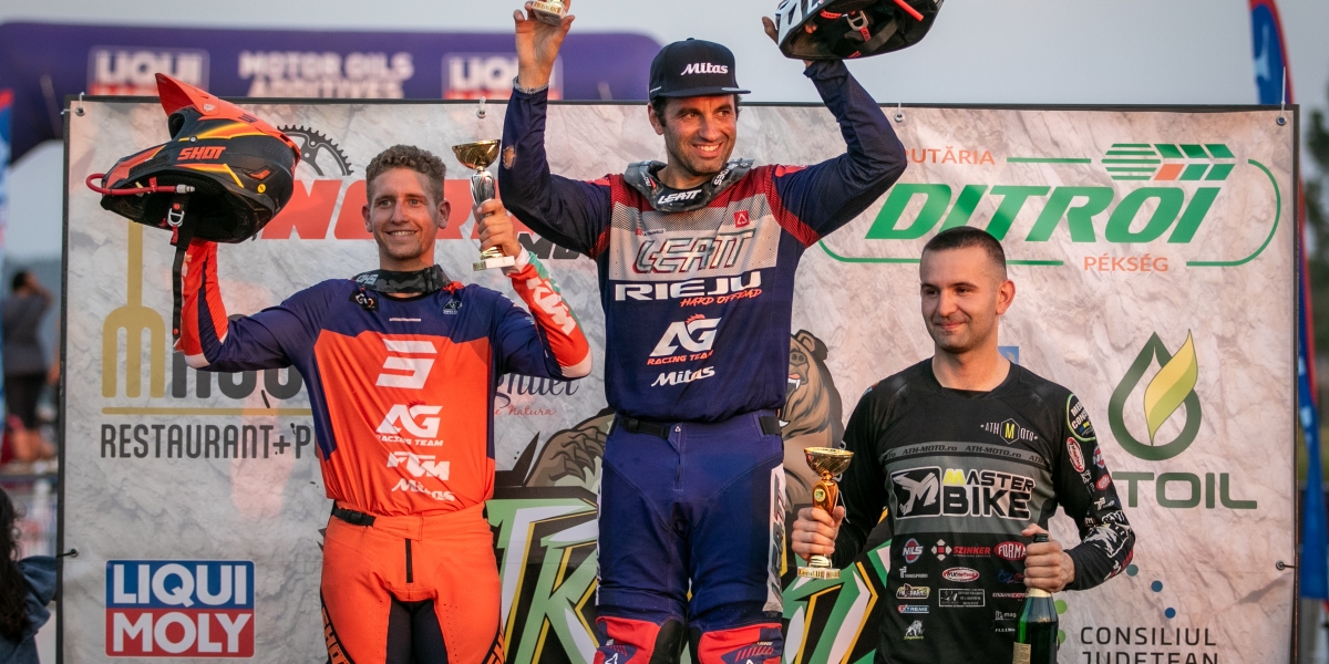 Alfredo G Mez Steps Up To The Podium In Ditrocks Hard Enduro Rieju