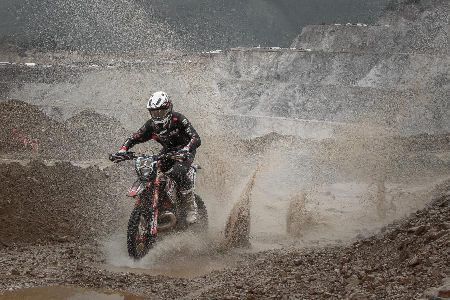 ALFREDO GÓMEZ FINISHES EIGHTH IN RED BULL ERZBERGRODEO