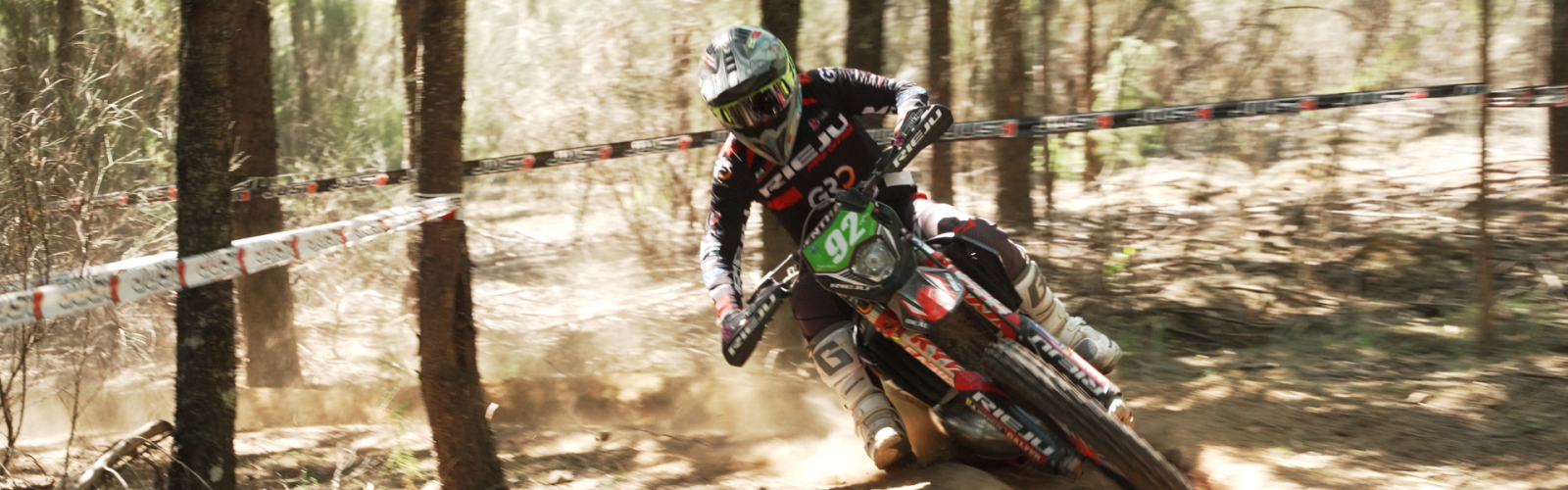 LOS PILOTOS DEL RIEJU FACTORY TEAM, COMPLETAN UN EXIGENTE GP DE PORTUGAL